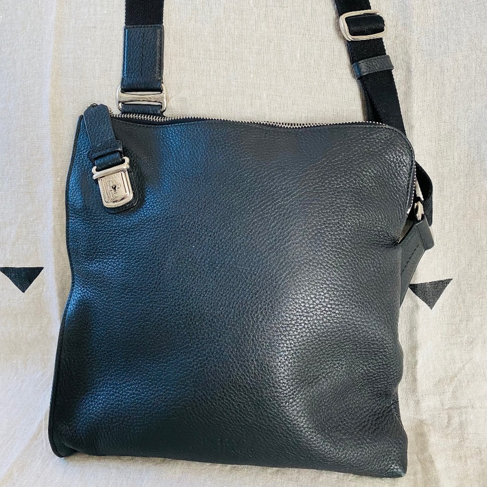 Bally Mezzi BLACK Grained Calfskin Leather Messenger Bag